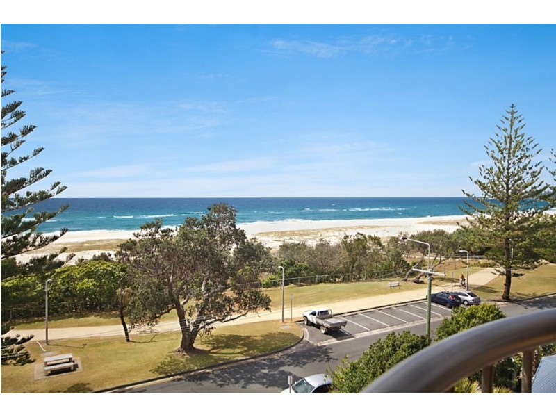 14/134 Pacific Parade, Bilinga QLD 4225
