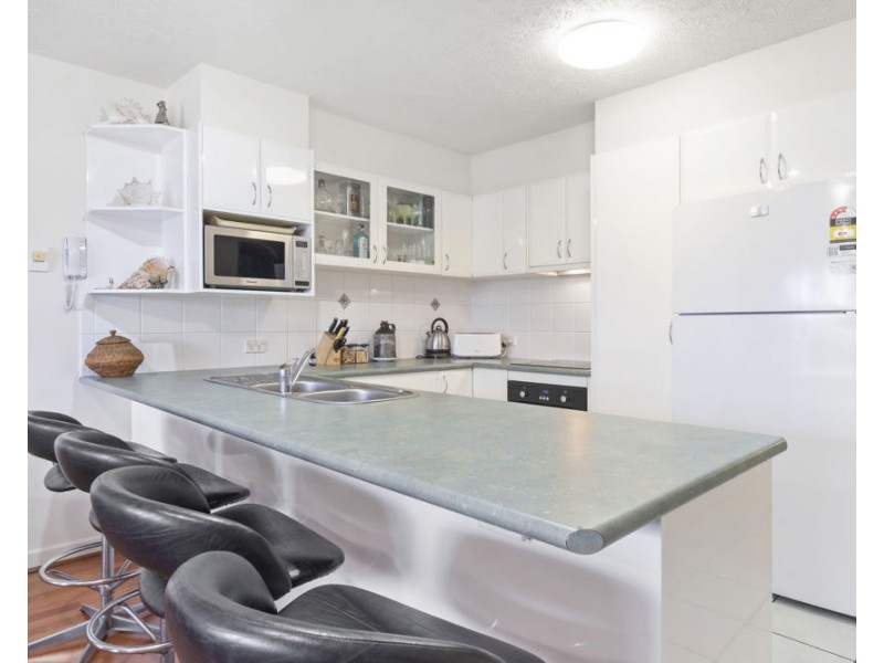 8/80-86 Duringan Street, Currumbin QLD 4223