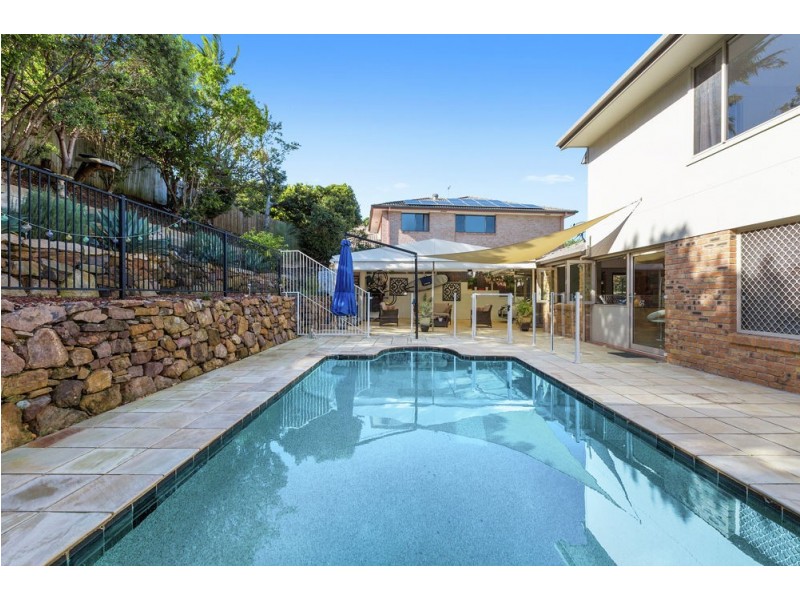 6 St Andrews Way, Banora Point NSW 2486