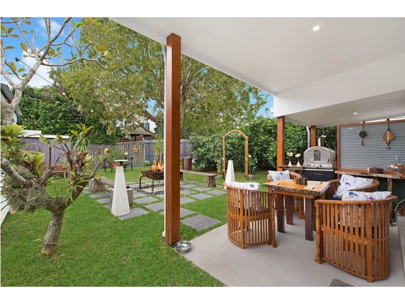 24 Fingal Road, Fingal Head NSW 2487