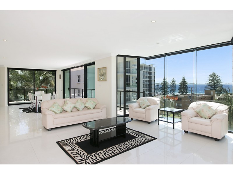 1/21 Petrie Street, Rainbow Bay QLD 4225
