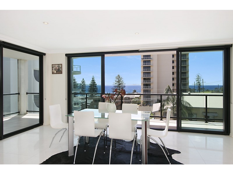 1/21 Petrie Street, Rainbow Bay QLD 4225