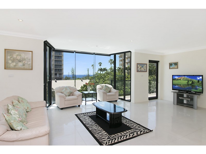 1/21 Petrie Street, Rainbow Bay QLD 4225