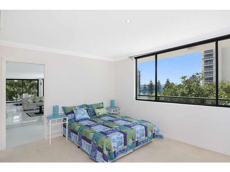 1/21 Petrie Street, Rainbow Bay QLD 4225