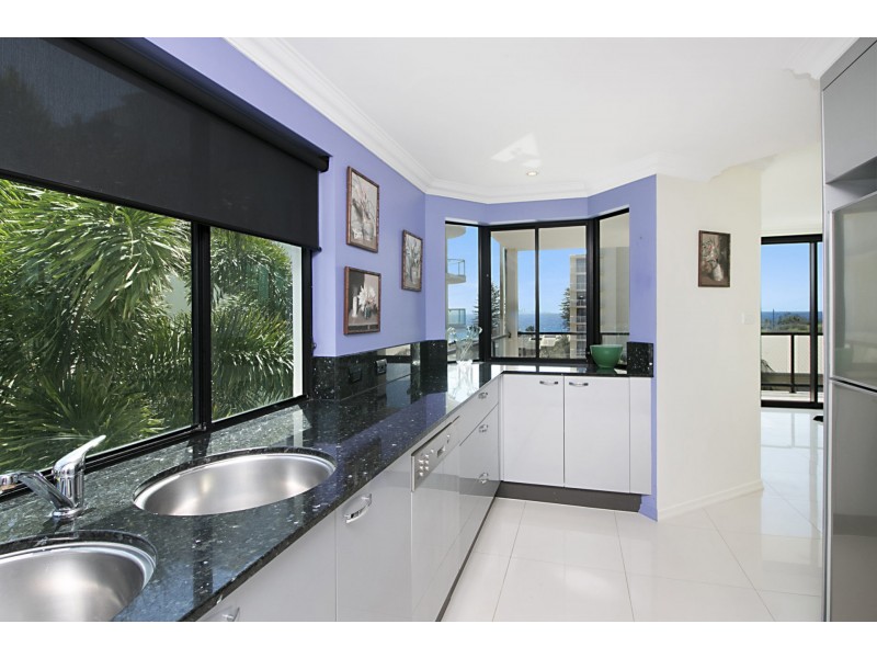 1/21 Petrie Street, Rainbow Bay QLD 4225