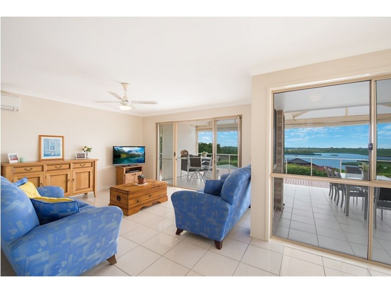 23 Sierra Vista Blvd, Bilambil Heights NSW 2486