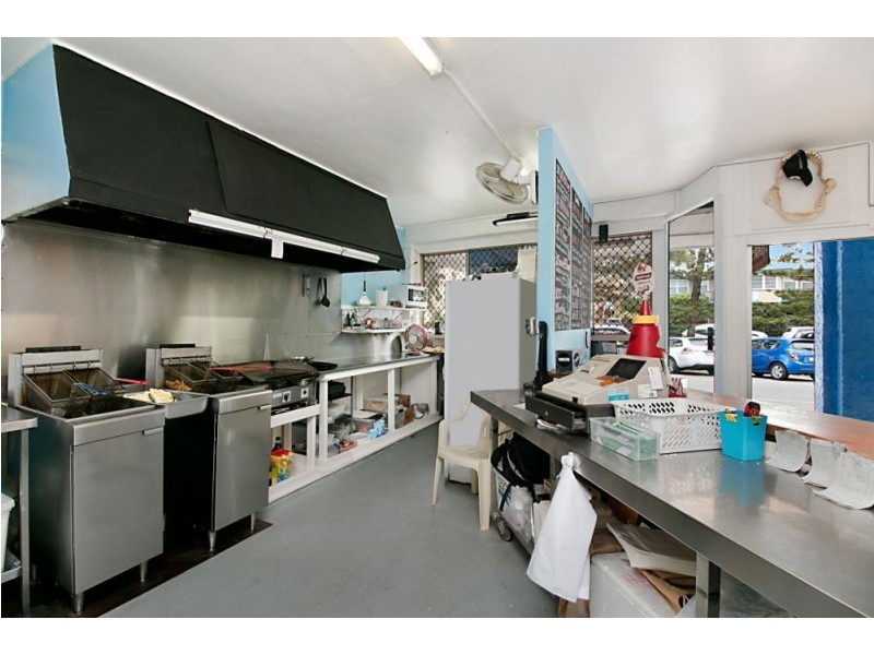 Shop 225 Boundary Street, Coolangatta QLD 4225