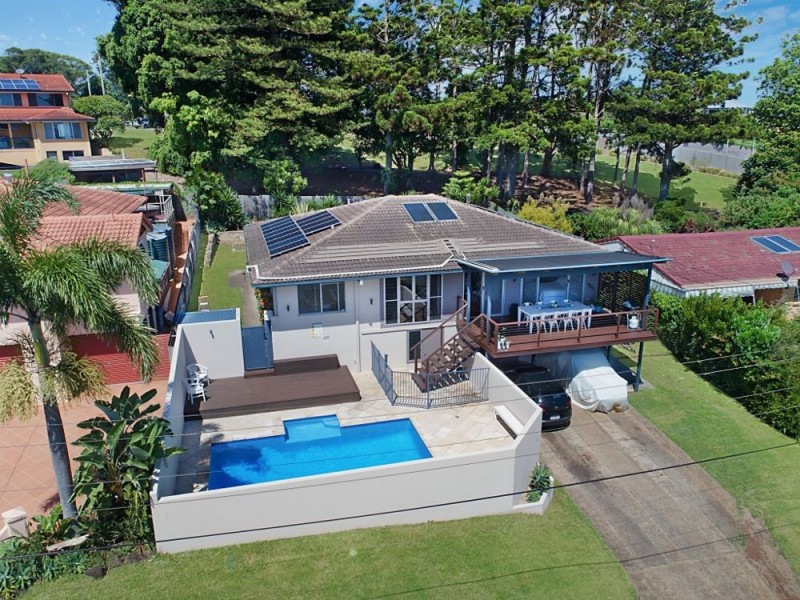 14 Laura Street, Banora Point NSW 2486