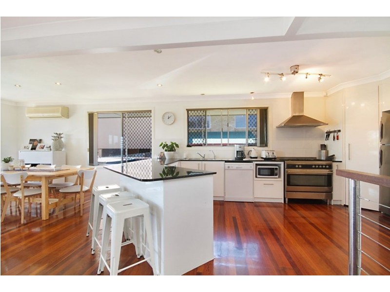 14 Laura Street, Banora Point NSW 2486