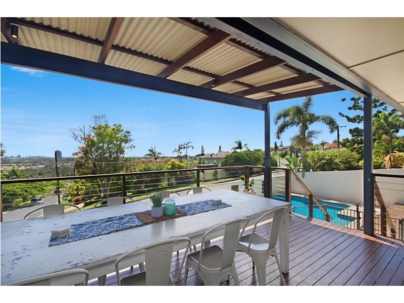 14 Laura Street, Banora Point NSW 2486