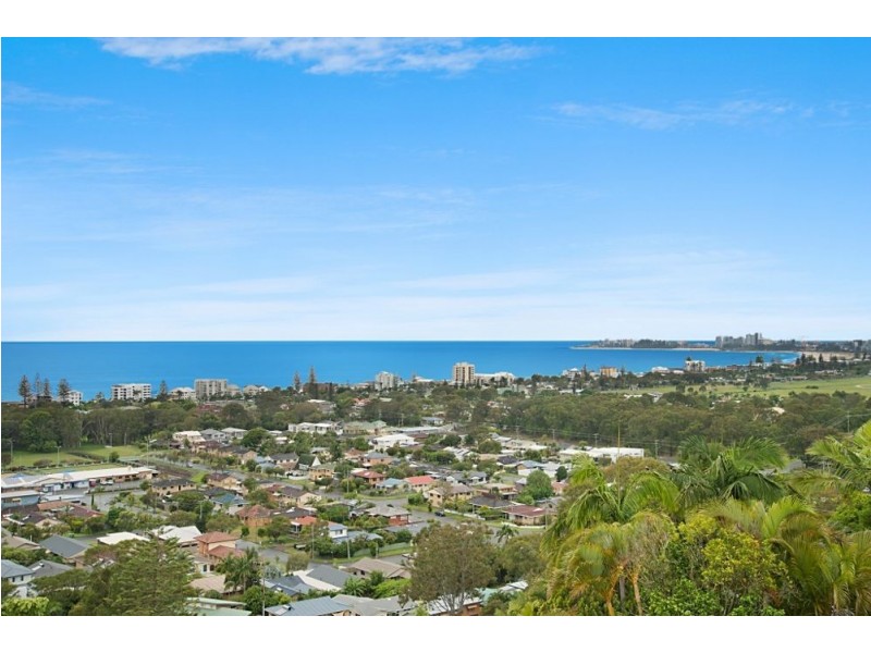 10 Bob Barnard Drive, Tugun QLD 4224