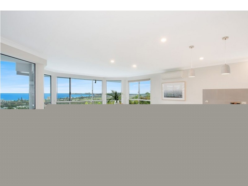 10 Bob Barnard Drive, Tugun QLD 4224