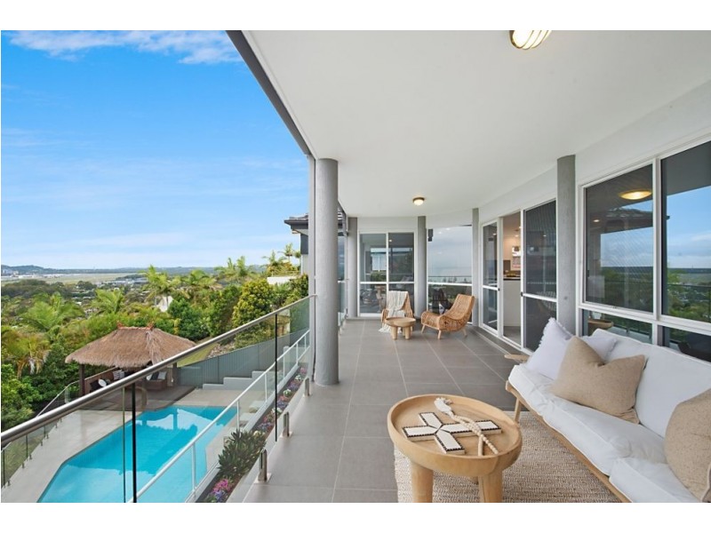 10 Bob Barnard Drive, Tugun QLD 4224