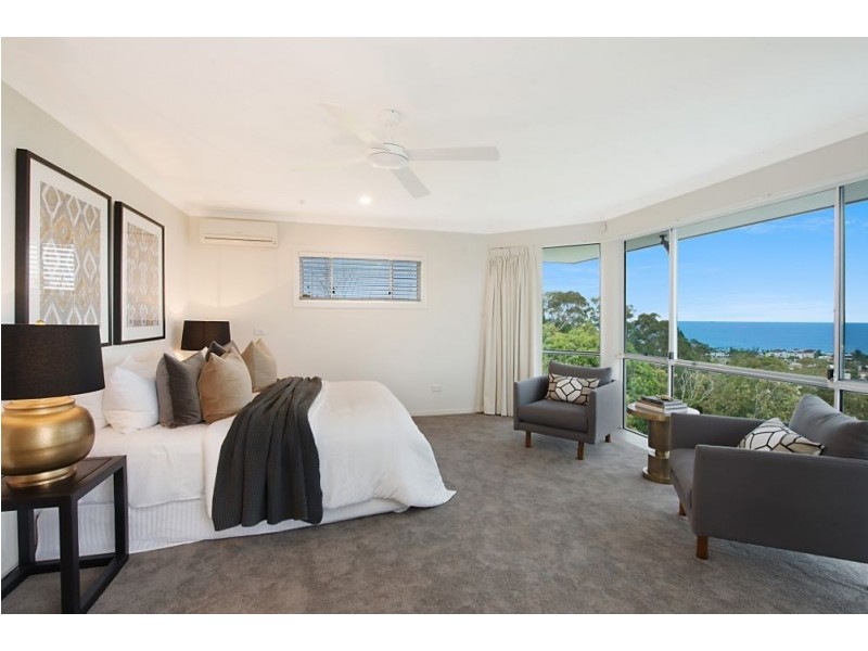 10 Bob Barnard Drive, Tugun QLD 4224