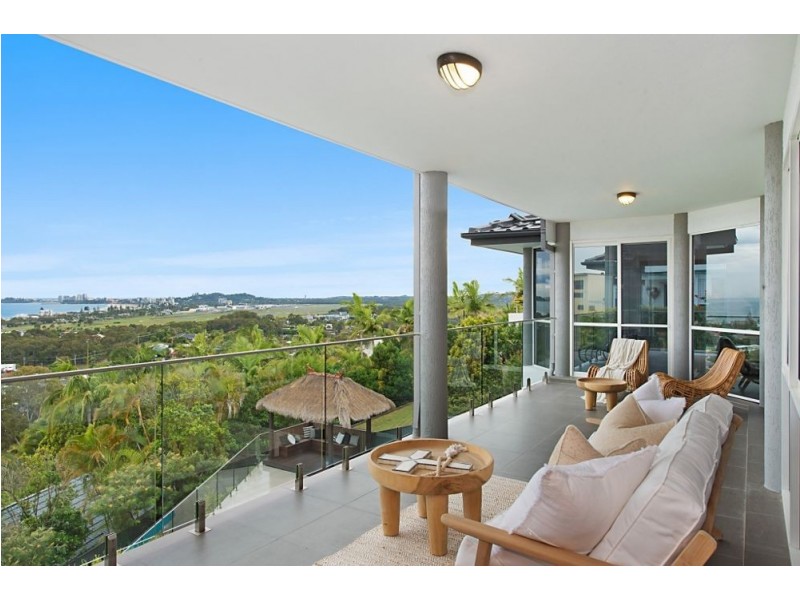10 Bob Barnard Drive, Tugun QLD 4224