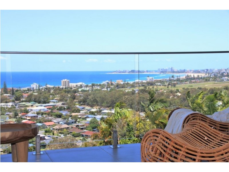 10 Bob Barnard Drive, Tugun QLD 4224
