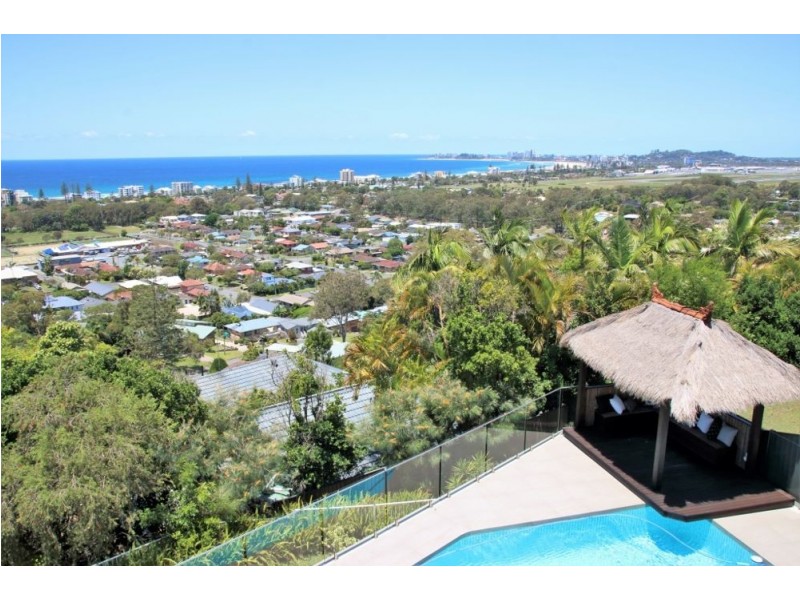 10 Bob Barnard Drive, Tugun QLD 4224