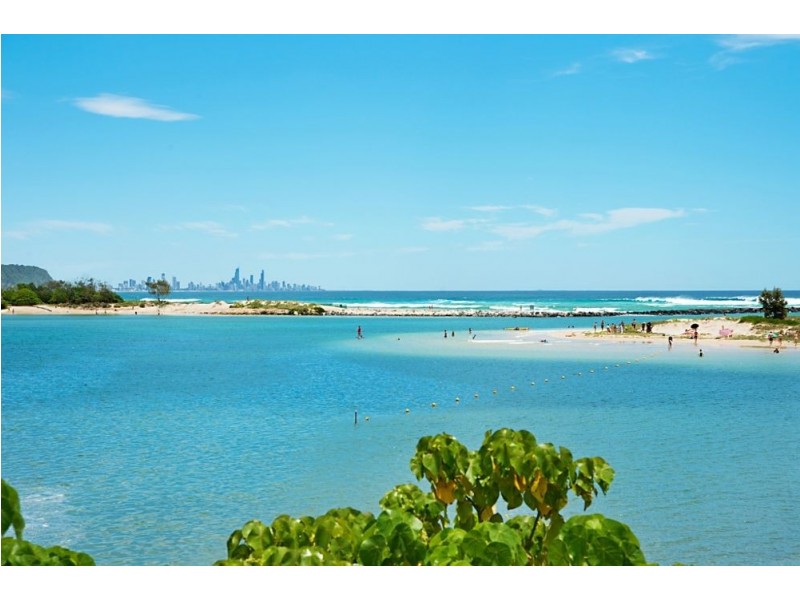 62 Michel Drive, Currumbin Waters QLD 4223