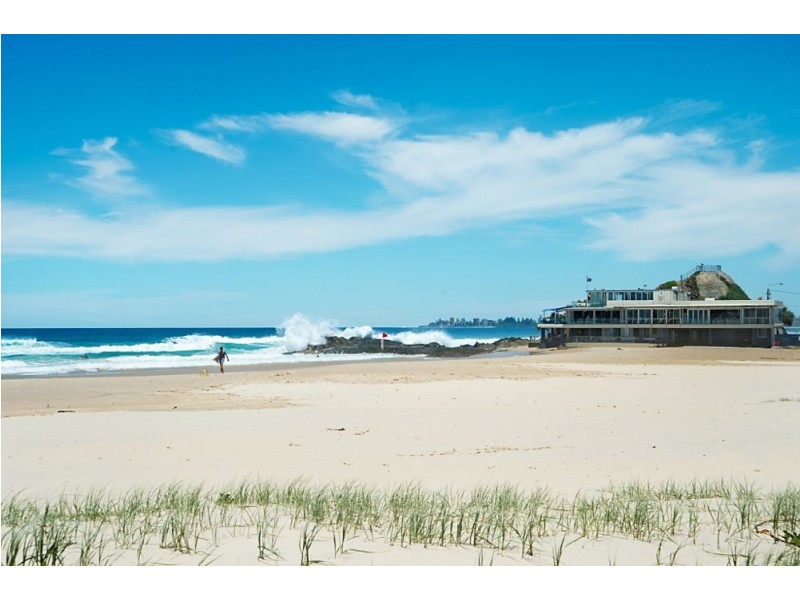 62 Michel Drive, Currumbin Waters QLD 4223