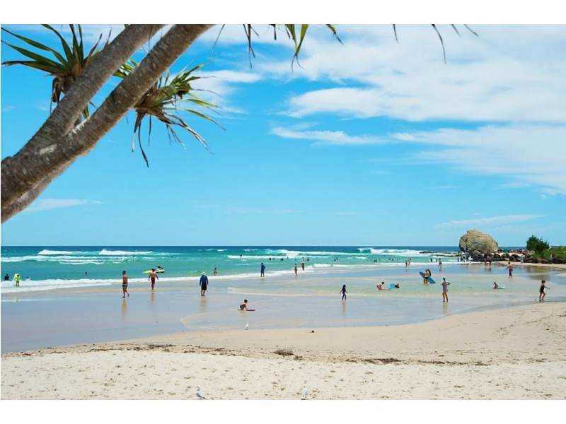 62 Michel Drive, Currumbin Waters QLD 4223