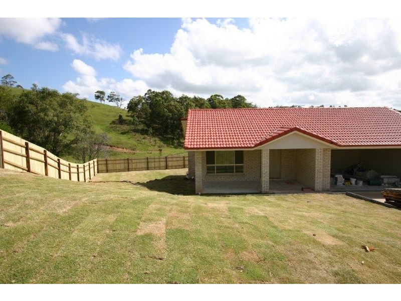 8 Firetail Court, Tweed Heads South NSW 2486