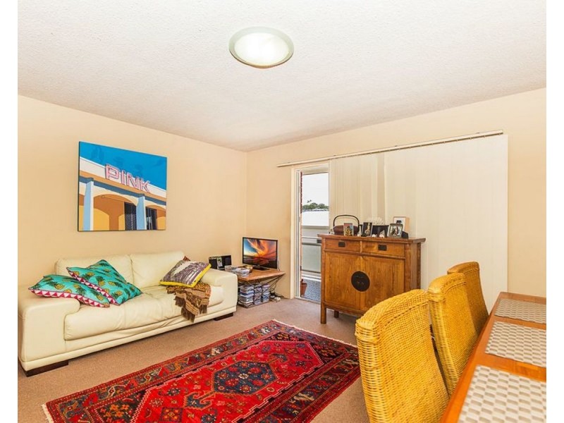 3/50 McLean Street, Coolangatta QLD 4225