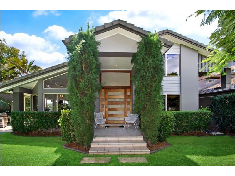 108 Dunlin Drive, Burleigh Waters QLD 4220