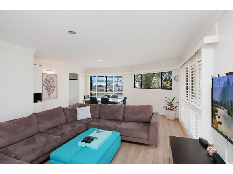 6/63 Dixon Street, Coolangatta QLD 4225