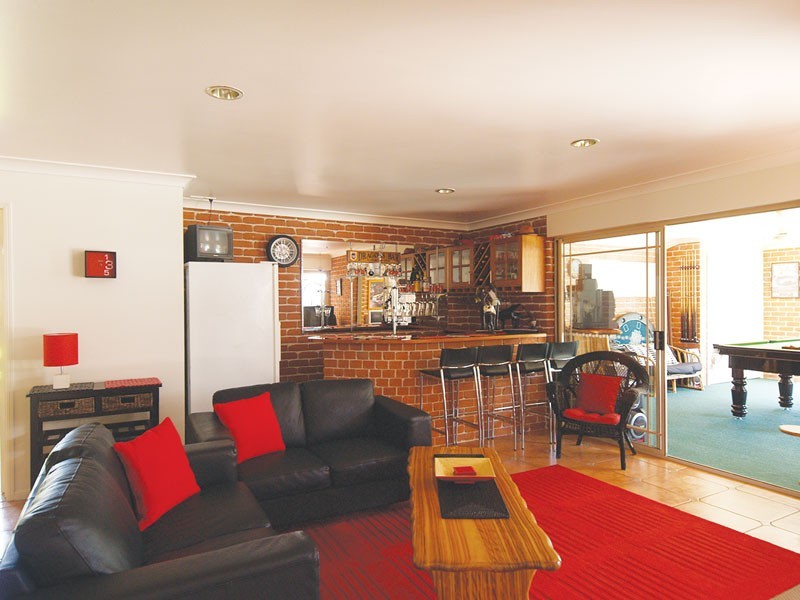 4 Karingal Ave, Bilambil Heights NSW 2486