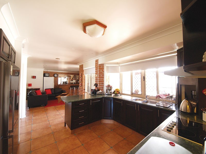 4 Karingal Ave, Bilambil Heights NSW 2486