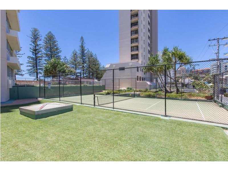 40/180 Marine Parade, Coolangatta QLD 4225