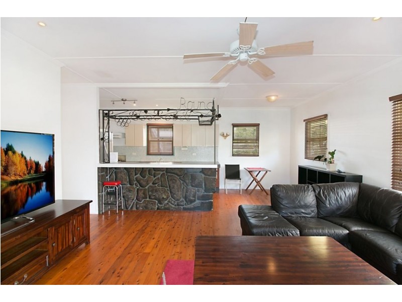 2 Floral Avenue, Tweed Heads South NSW 2486