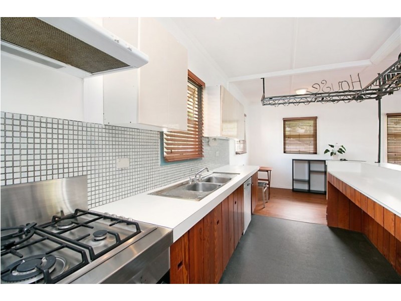 2 Floral Avenue, Tweed Heads South NSW 2486