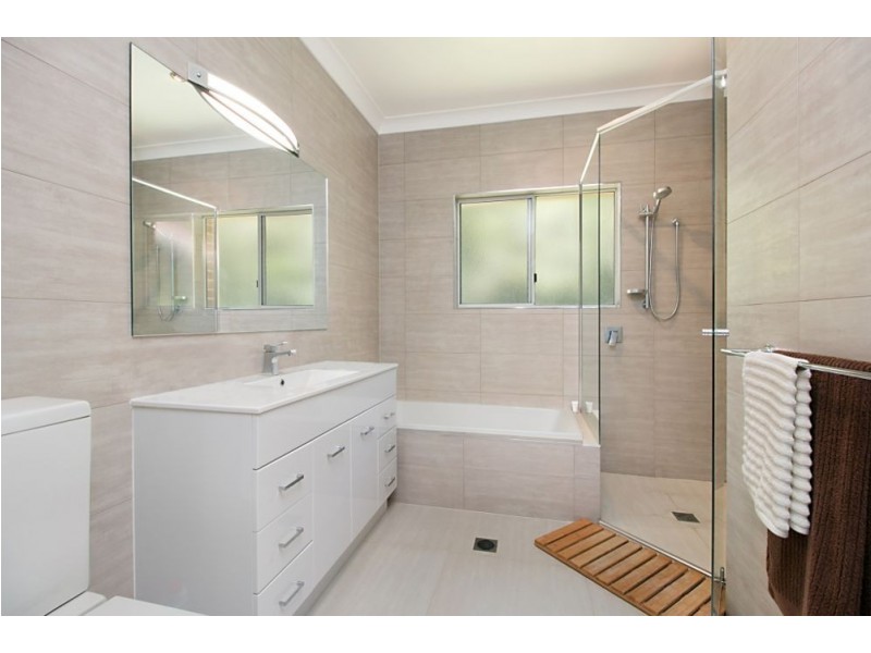 75 Old Ferry Road, Banora Point NSW 2486