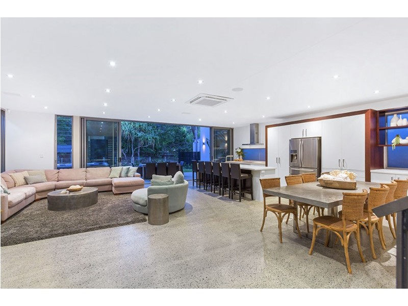 14 Dune Street, Fingal Head NSW 2487