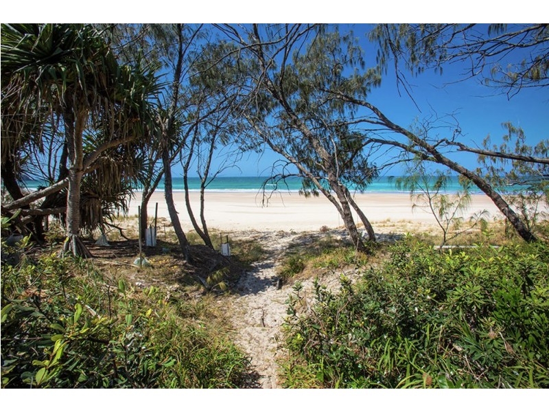 14 Dune Street, Fingal Head NSW 2487