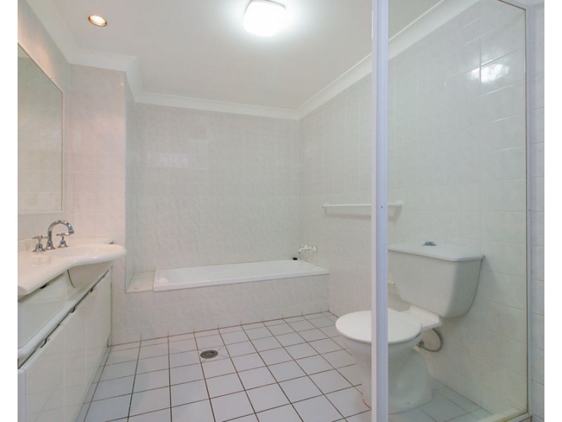 Unit 57 The Anchorage Mariners Drive, Tweed Heads NSW 2485