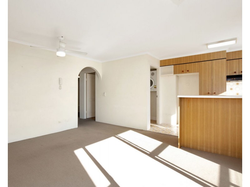 14/22 Marine Parade, Kirra QLD 4225