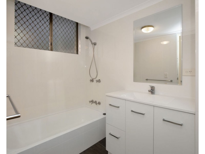 14/22 Marine Parade, Kirra QLD 4225