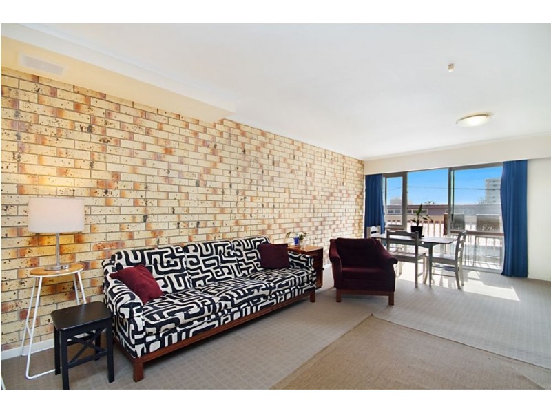 1/12B Boundary Lane, Rainbow Bay QLD 4225