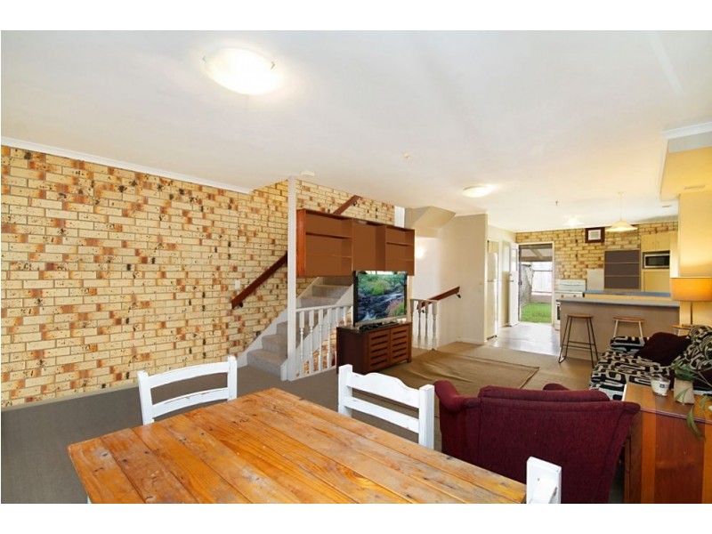 1/12B Boundary Lane, Rainbow Bay QLD 4225