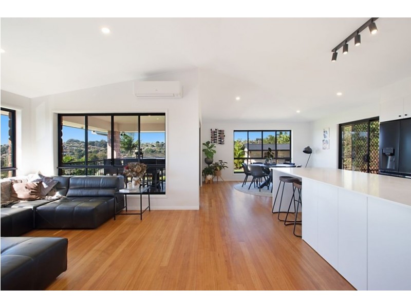 10 Kelburn Close, Banora Point NSW 2486