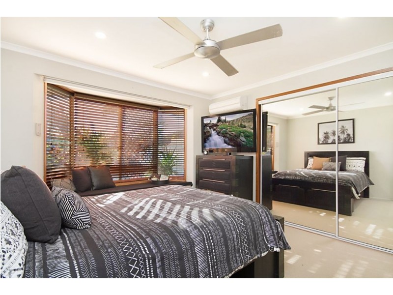 6 Roker Drive, Currumbin Waters QLD 4223