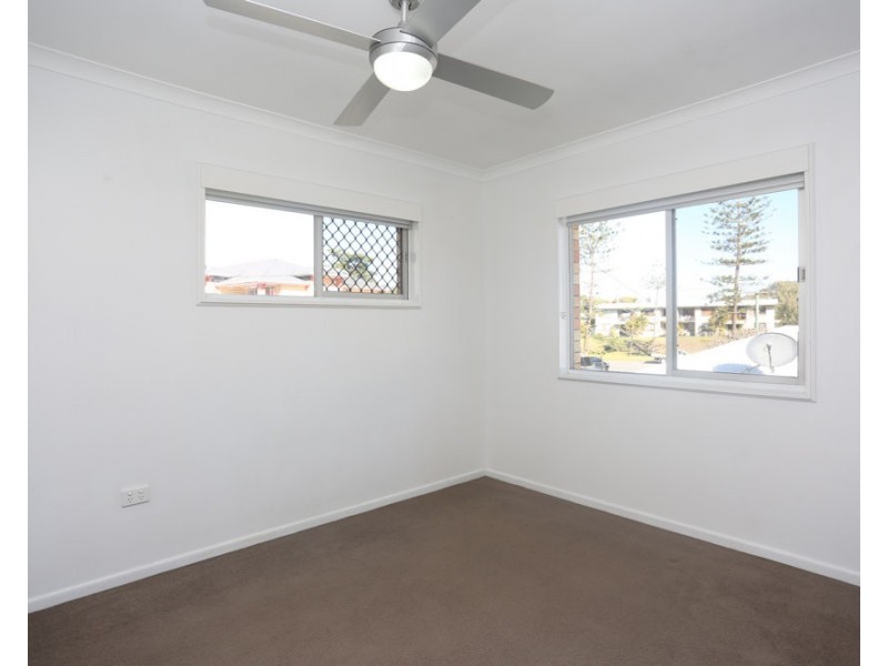 1/9 Douglas Street, Kirra QLD 4225