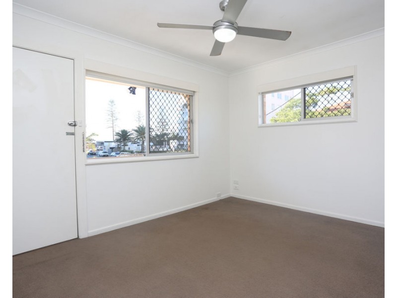 1/9 Douglas Street, Kirra QLD 4225