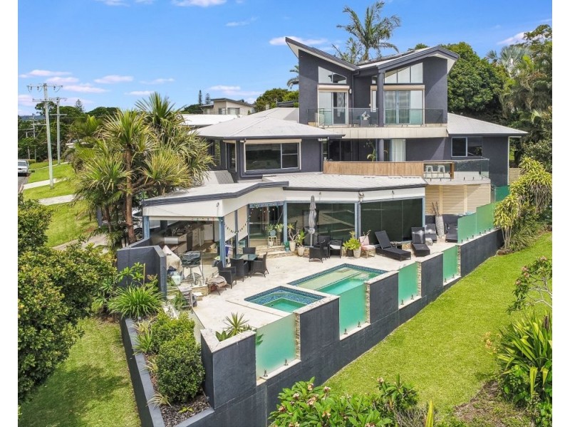 7 Seaview Road, Banora Point NSW 2486