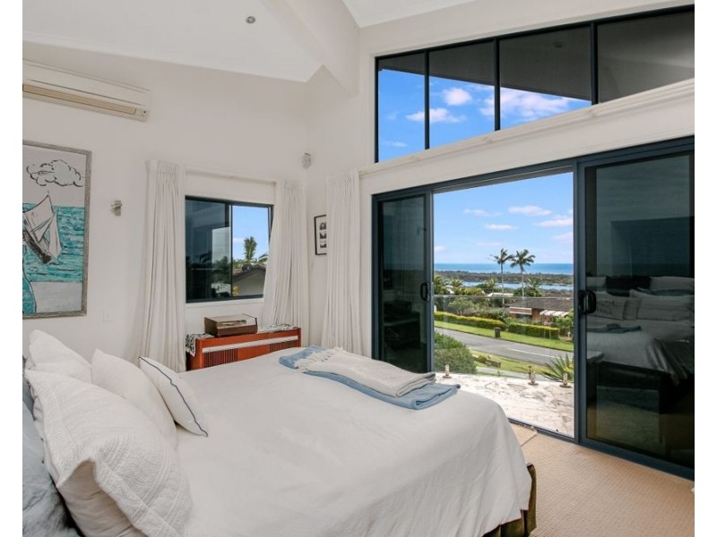 7 Seaview Road, Banora Point NSW 2486