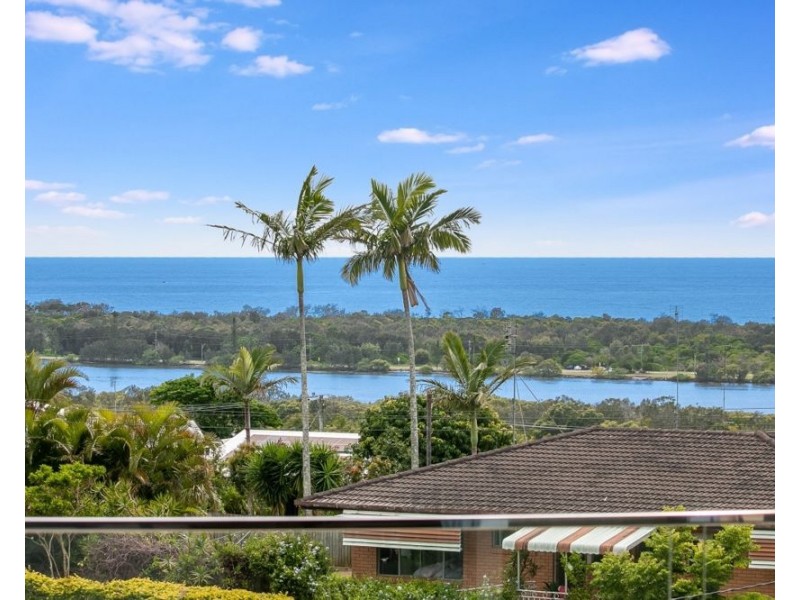 7 Seaview Road, Banora Point NSW 2486