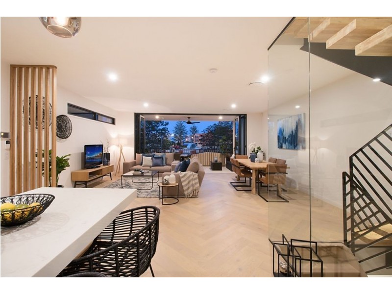 3/134 Musgrave Street, “KARMA VILLAS”, Coolangatta QLD 4225
