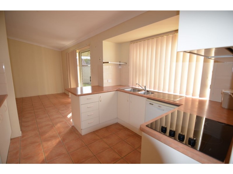 2/12 Avondale Drive, Banora Point NSW 2486